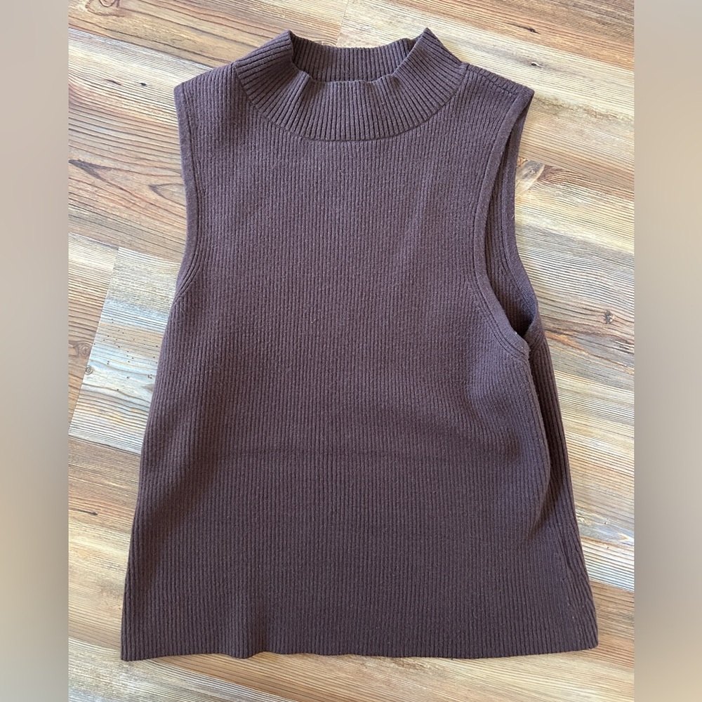 American Eagle Turtleneck Tank L